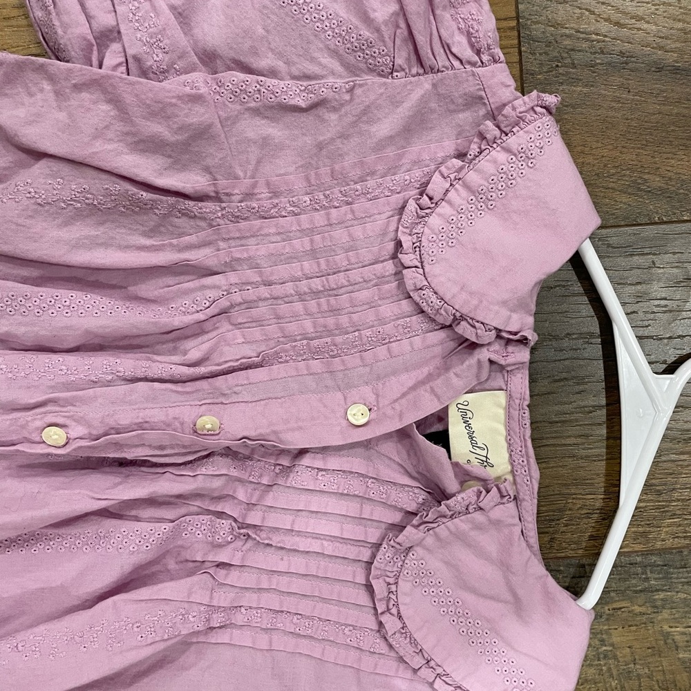 Universal Thread Collared Button Down Blouse - Picture 2 of 3